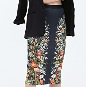 🚨Vintage Floral Skirt